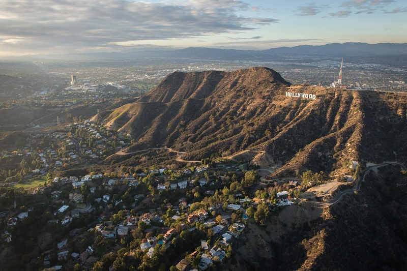 Illustration for article titled This Photog Uses A Chopper As A Studio To Show LA From A Different Angle